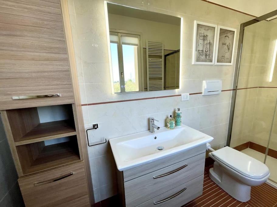 Appartamento Moderno In Tenuta Melloni Anzola dell'Emilia Ngoại thất bức ảnh